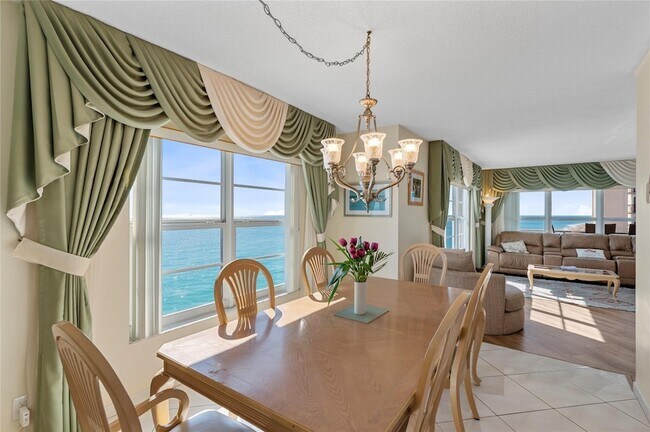 Building Photo - 3850 Galt Ocean Dr