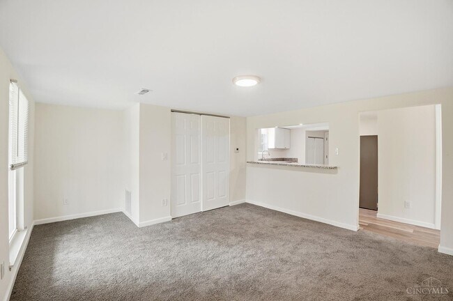 Building Photo - 12121 3rd Ave