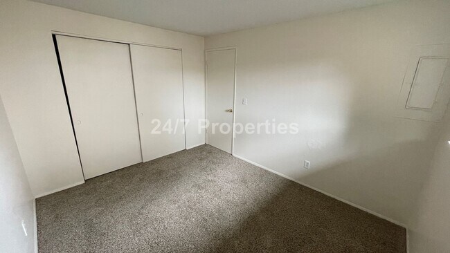 Building Photo - Newly Remodeled 2BD I 1BA with AC! - Near ...