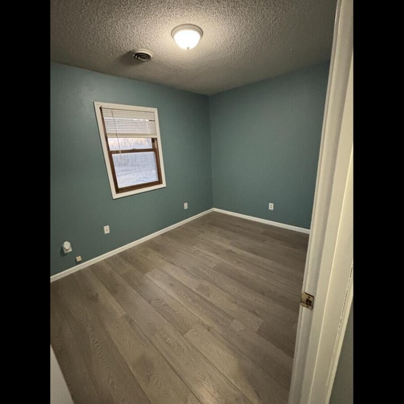 Building Photo - 12965 Rte C