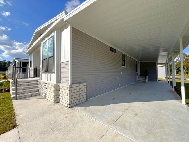 Building Photo - 1057 Vervain Dr