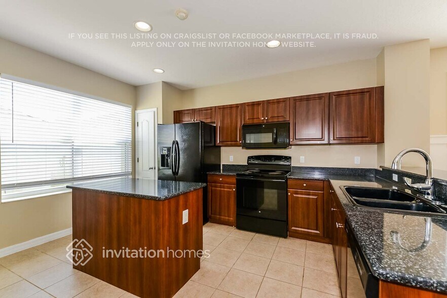 Building Photo - 5006 Forest Creek Tr