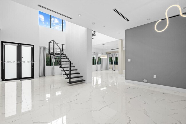 Building Photo - 17900 SW 149th Ave