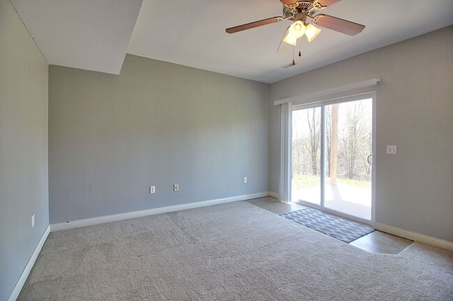 Building Photo - Available 6/16
