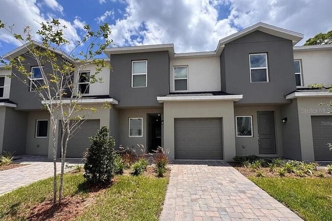 Building Photo - 1213 Southstation Pl