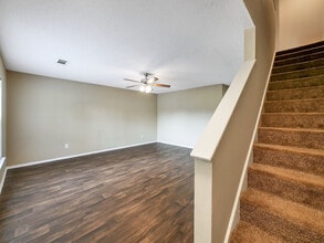 Building Photo - Madison Pines Apartment Homes