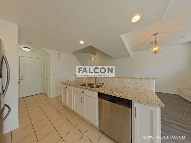 Building Photo - 3851 Josephine Heights