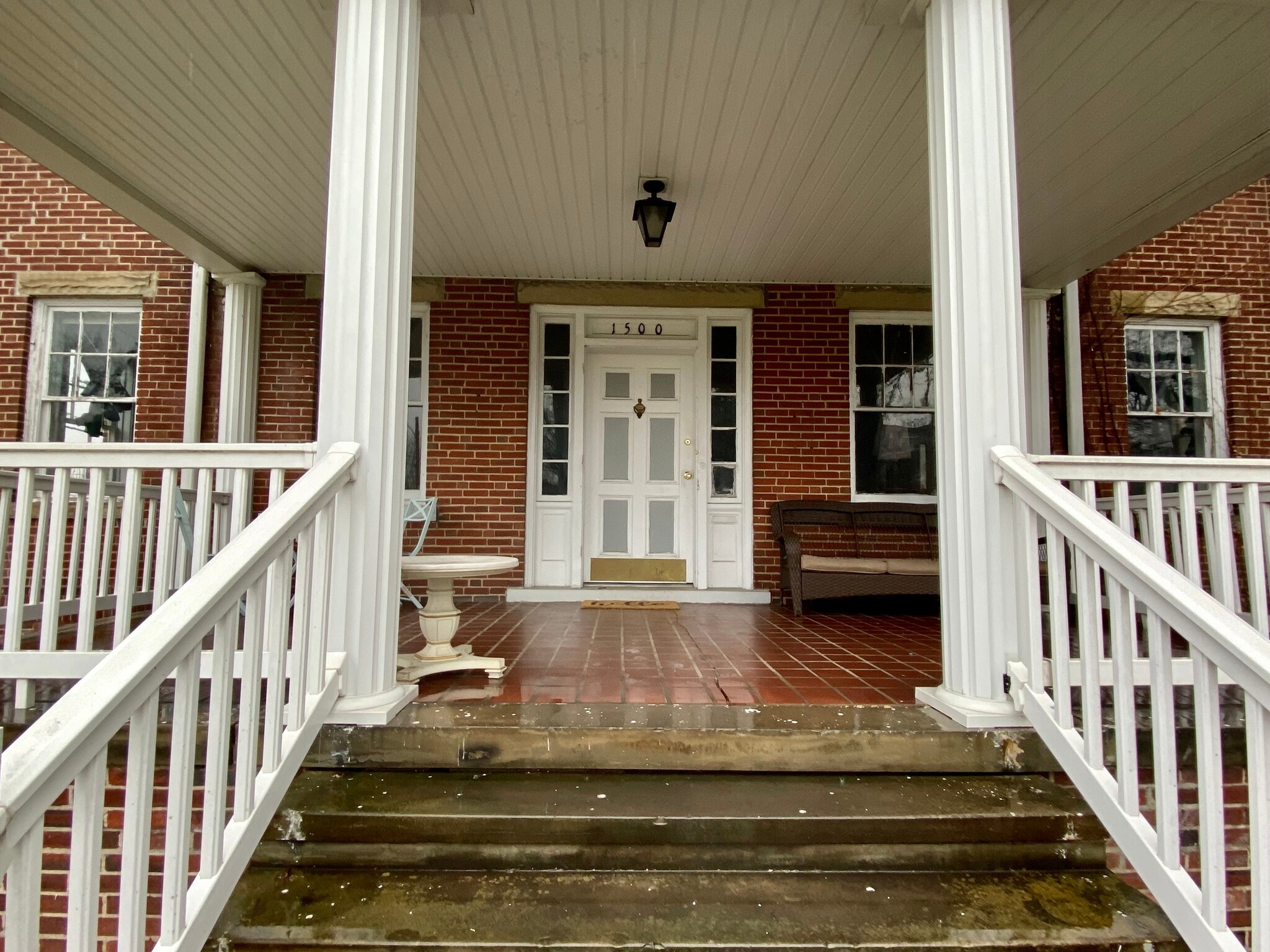 Building Photo - 1500 5th Ave