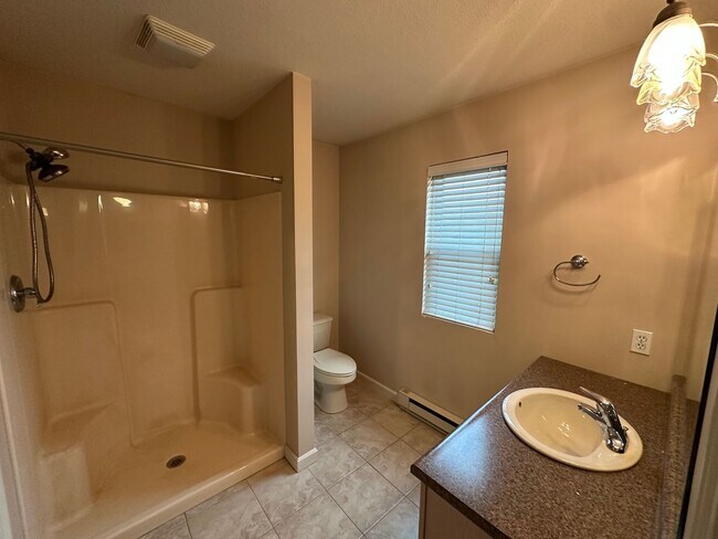 Building Photo - 3649 Indian Run Dr