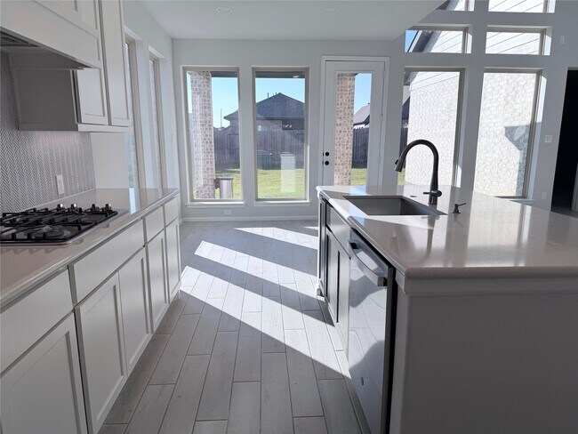 Building Photo - 10503 Shining Dawn Wy