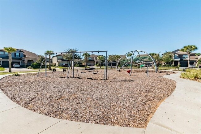 Building Photo - 18824 Birchwood Groves Dr