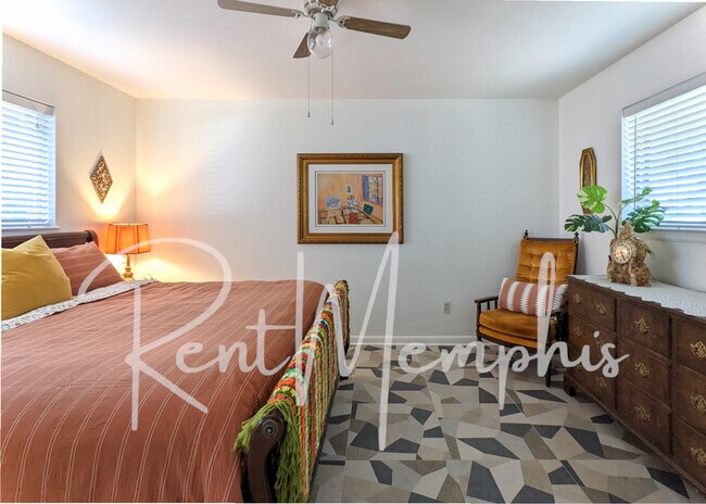 Building Photo - 1609 Forest Ave