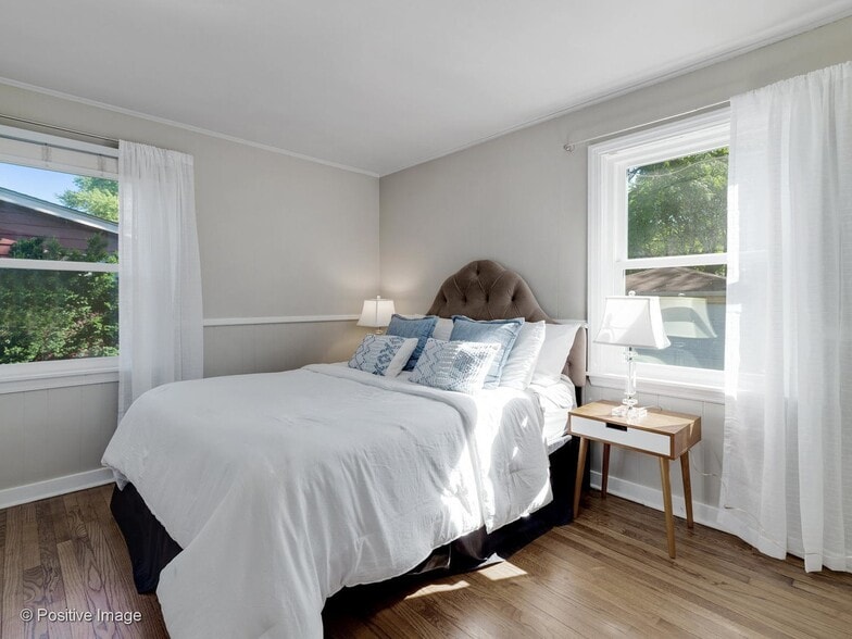 Building Photo - 519 S Williston St