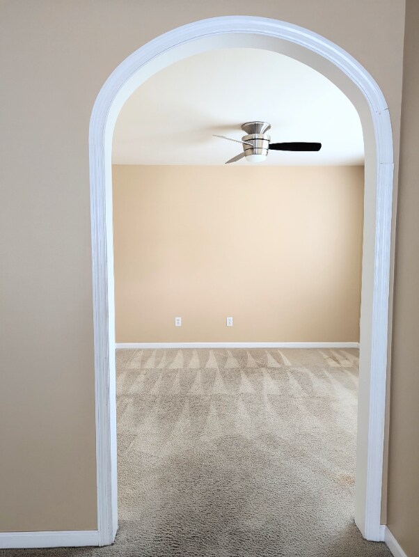 Building Photo - 9220 S Moreto Cir