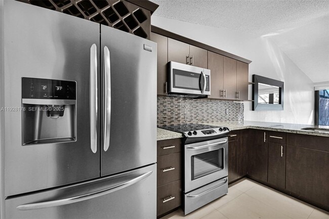 Building Photo - 1261 NW 122nd Terrace