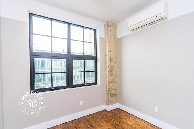 Building Photo - 187 Kent Ave