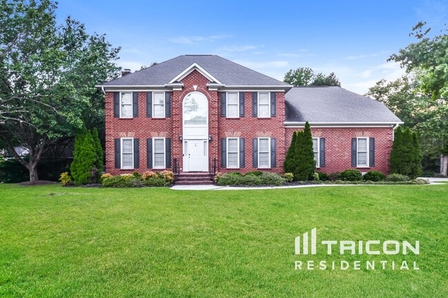 Primary Photo - 201 Chancery Ln