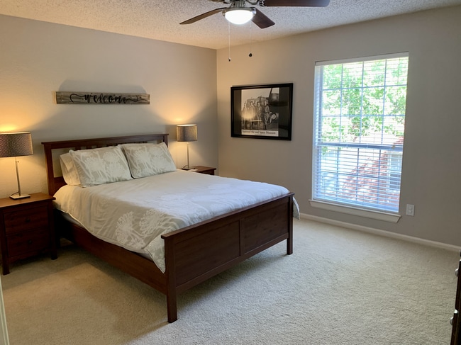 Building Photo - 4301 Lavaca Dr