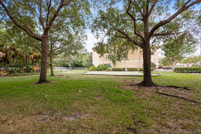 Building Photo - 6450 Emerald Dunes Dr