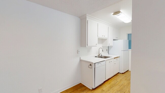 Building Photo - 475 Ignacio Blvd