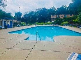 Building Photo - 3 Silvestri Cir