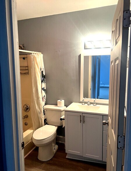 Building Photo - 4703 Potter Rd