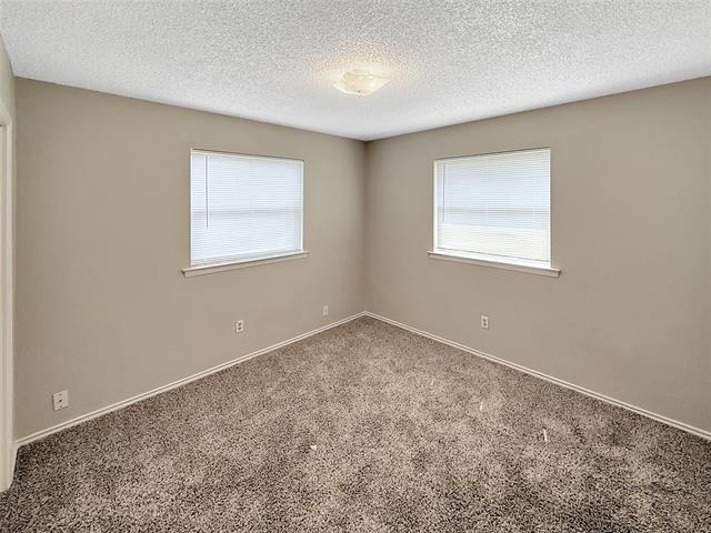 Building Photo - 309 Quail Creek Dr