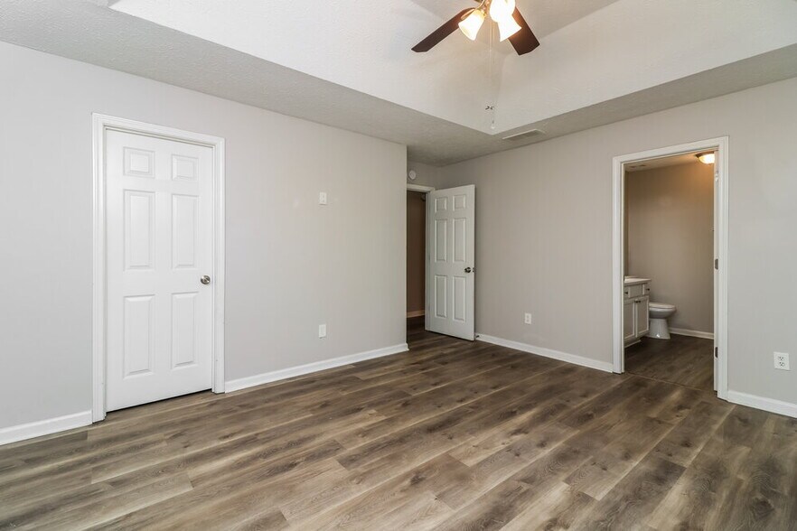 Building Photo - 4637 Noah Overlook W