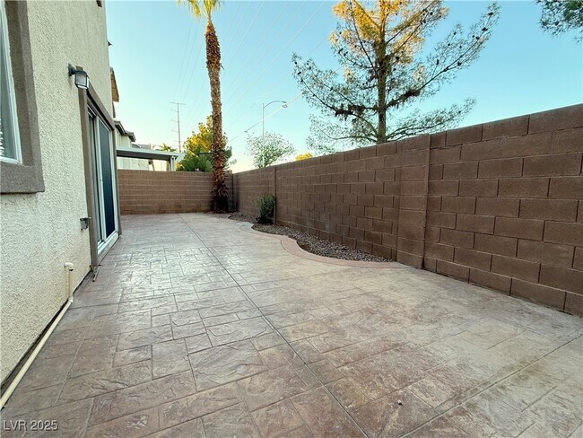 Building Photo - 1026 Appaloosa Hills Ave