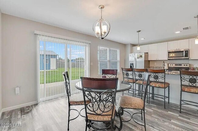 Building Photo - 1220 Mississippi Ave