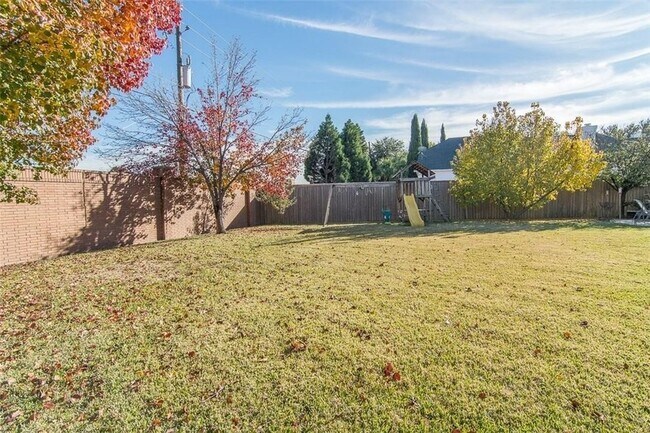 Building Photo - 18007 Rock Branch Dr
