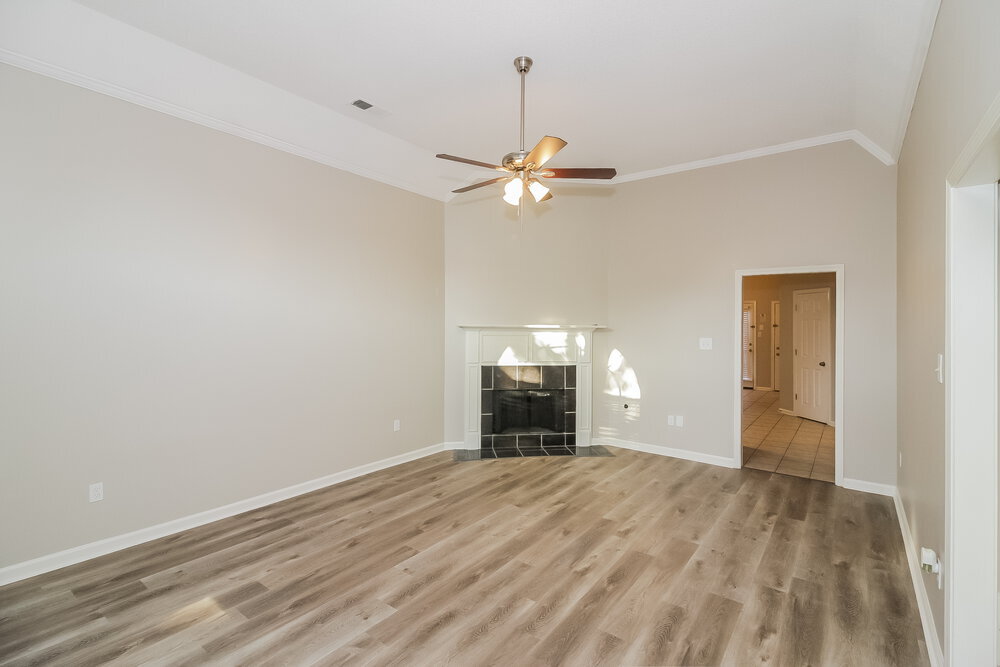 Building Photo - 600 W Ashley Glen Cir