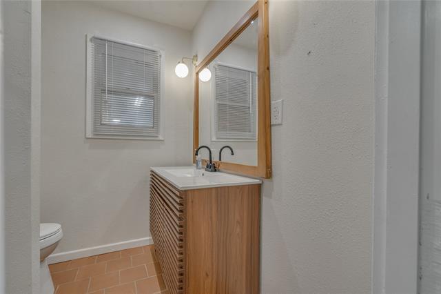 Building Photo - 3273 Lackland Rd