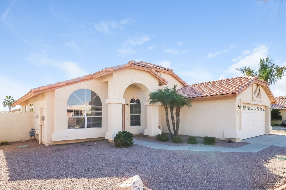 Building Photo - 9847 W Irma Ln