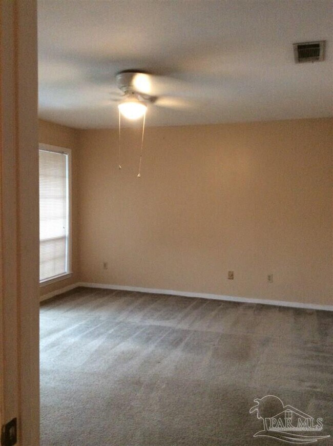 Building Photo - 2361 Sugartree Ct
