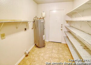 Building Photo - 13911 Edge Point Dr