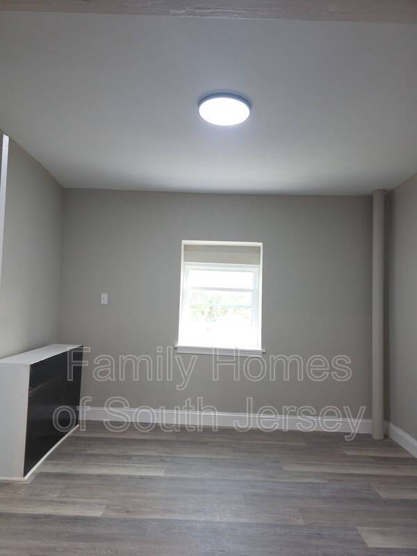 Building Photo - 7307 West Chester Pike