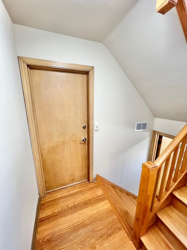 Building Photo - 5547 N Central Ave