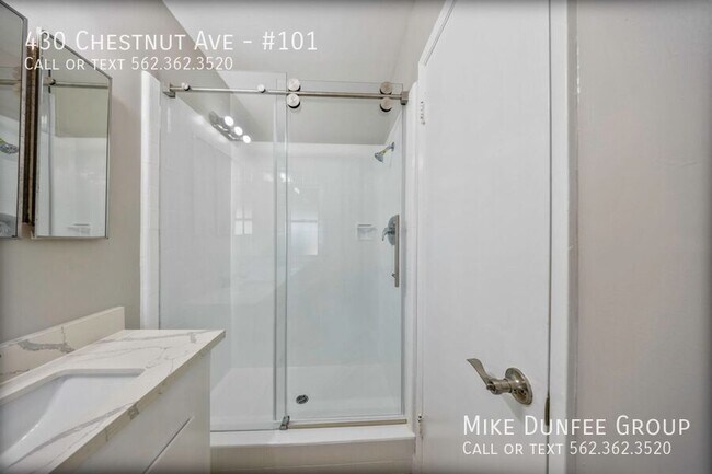 Building Photo - 430 Chestnut Ave