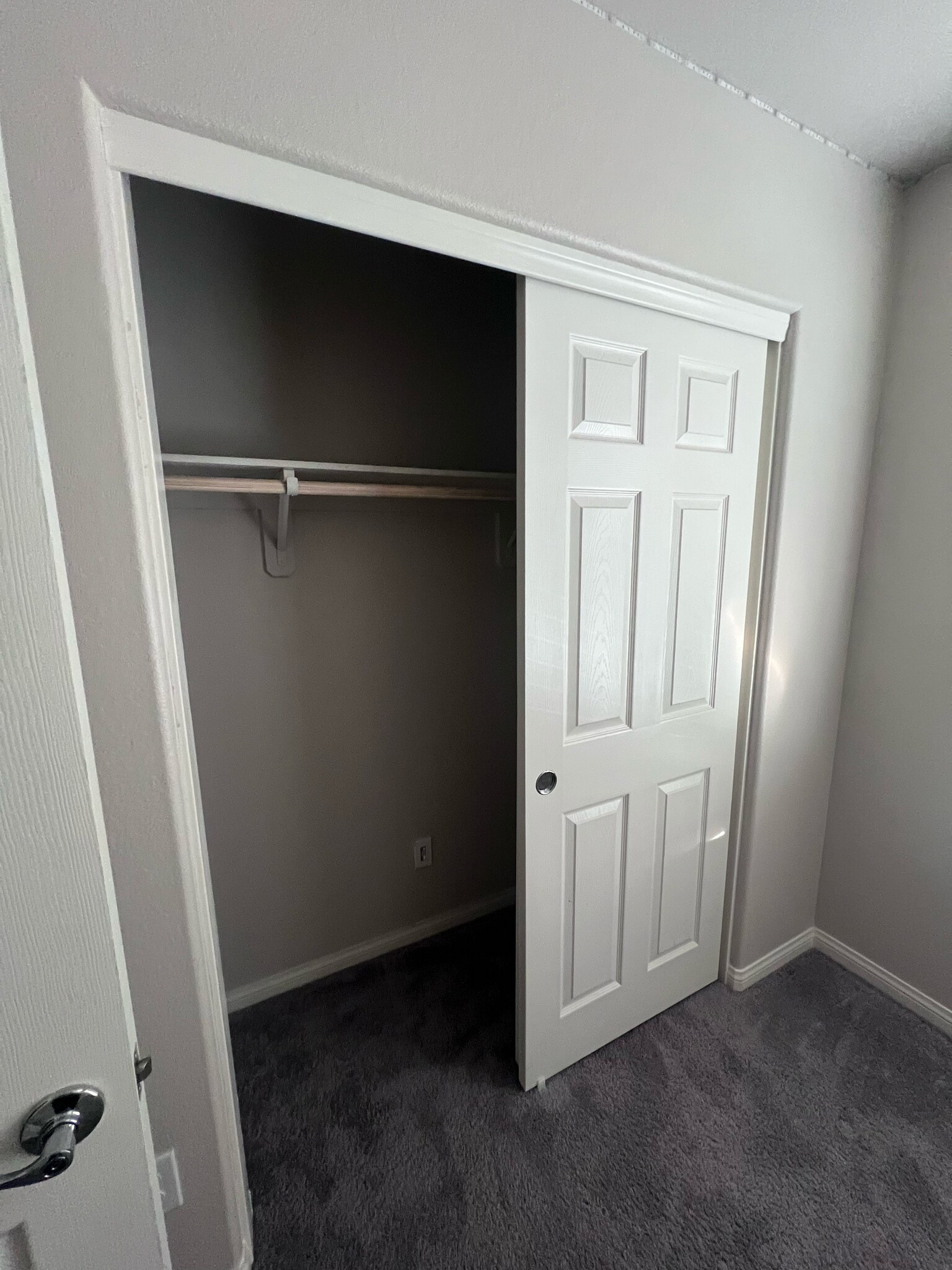 Building Photo - 4453 Lantern Point Ave