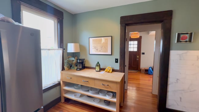 Building Photo - Quaint & Cozy Single Family Home for Rent ...