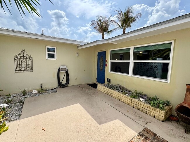 Building Photo - *ROCKY POINT GEM* 3/2/1 Pool Home with Lawn and Pool Care Included!