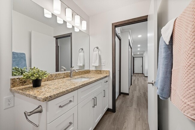 Building Photo - 1665 Riva Ridge Dr