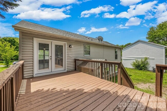 Building Photo - 10715 Derry Dr