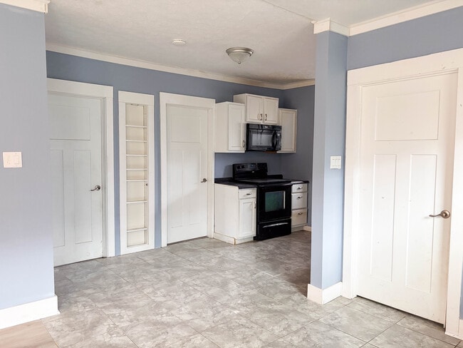 Building Photo - 3407 Graceland Ave