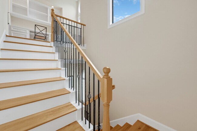 Building Photo - 2414 Dorrington St