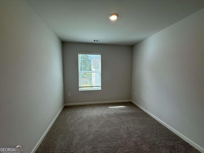 Building Photo - 1 Silverbell Ln NW