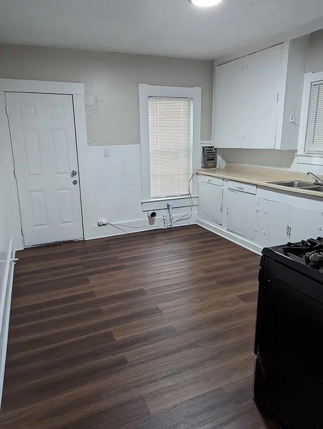 Building Photo - 3440 Fonville Ave