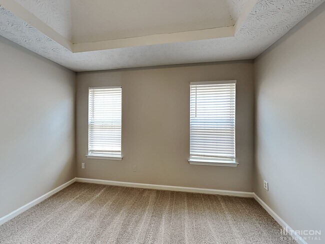 Building Photo - 4411 Gladewood Run