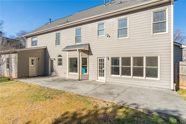 Building Photo - 3147 Crestmont Way NW